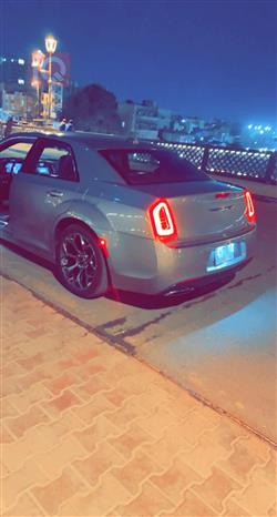 كرايسلر 300